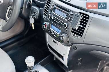 Седан Kia Magentis 2007 в 