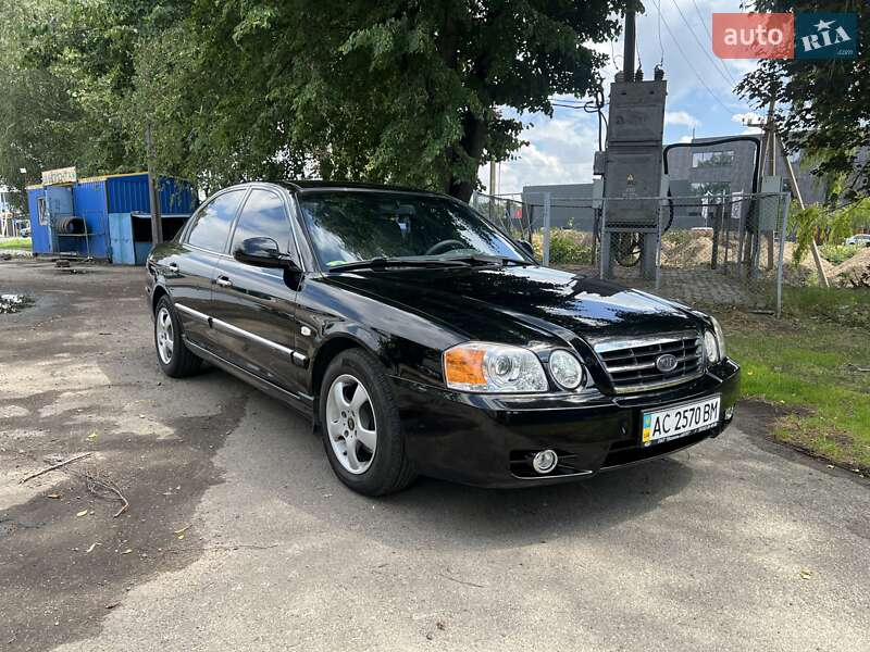 Седан Kia Magentis 2004 в Луцке