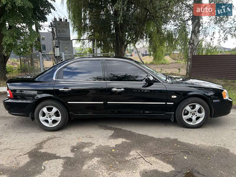 Седан Kia Magentis 2004 в Луцке