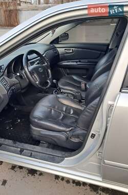 Седан Kia Magentis 2009 в 
