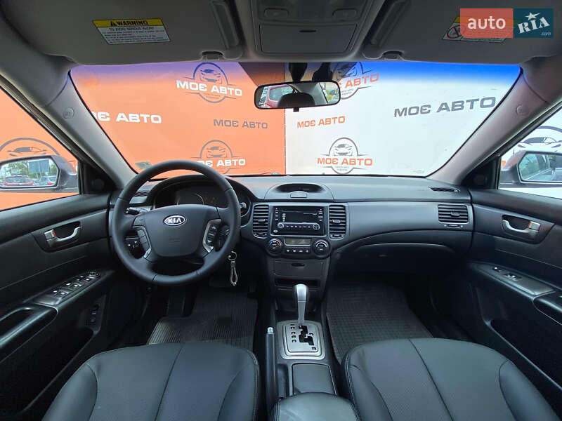 Седан Kia Magentis 2006 в Ровно