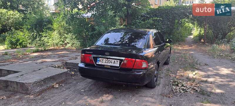 Седан Kia Magentis 2006 в Днепре