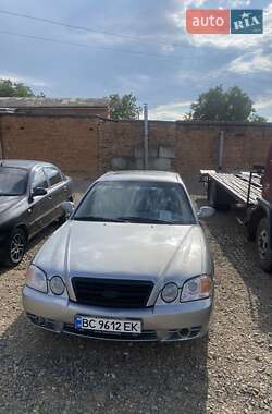 Седан Kia Magentis 2004 в Первомайске