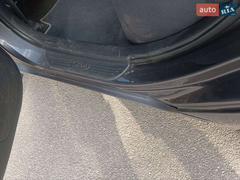 Седан Kia Magentis 2007 в Каменском