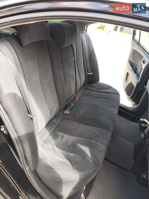 Седан Kia Magentis 2008 в Львові