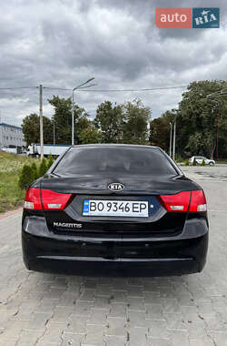 Седан Kia Magentis 2009 в 