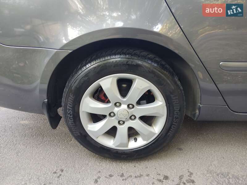 Седан Kia Magentis 2007 в Дніпрі