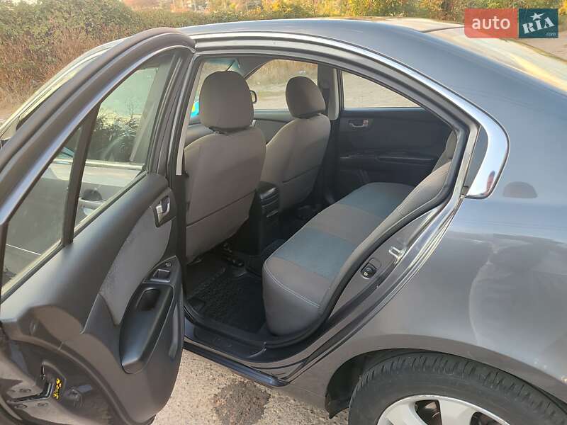 Седан Kia Magentis 2008 в Одесі