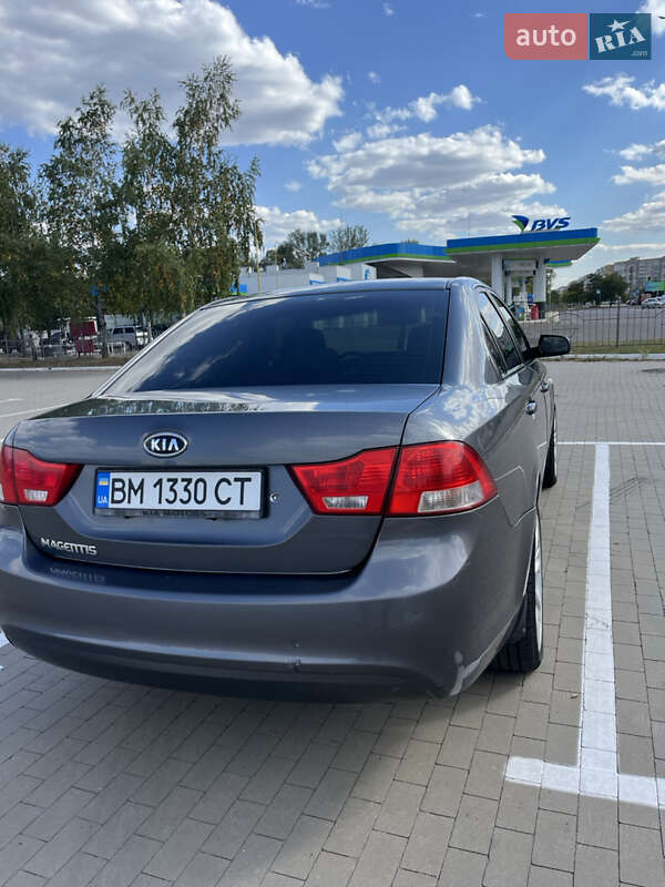 Седан Kia Magentis 2009 в Сумах