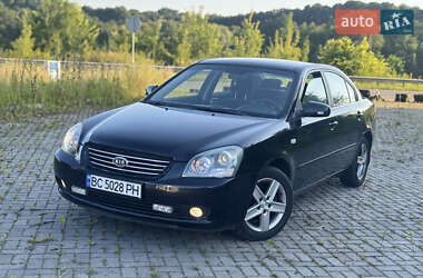 Седан Kia Magentis 2006 в Городке