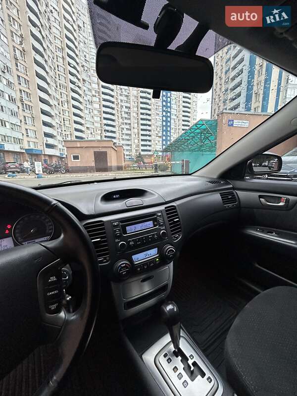 Седан Kia Magentis 2008 в Києві