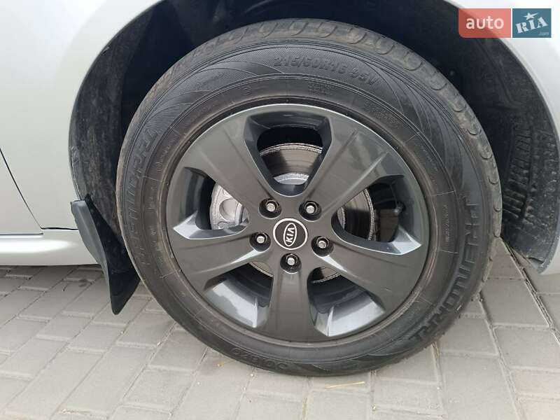 Седан Kia Magentis 2008 в Александрие фото 19 Седан Kia Magentis 2008 в Александрие