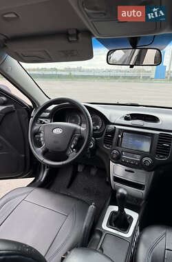 Седан Kia Magentis 2006 в 