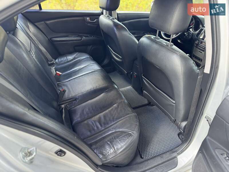 Седан Kia Magentis 2009 в Днепре