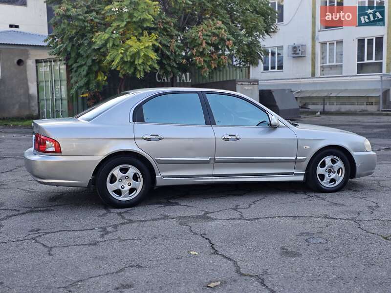 Седан Kia Magentis 2005 в Одессе