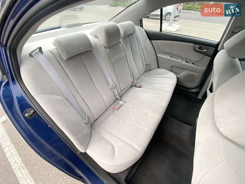 Седан Kia Magentis 2006 в Киеве