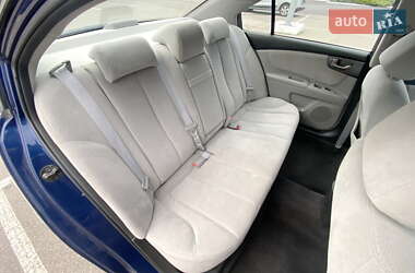 Седан Kia Magentis 2006 в  фото 12 Седан Kia Magentis 2006 в