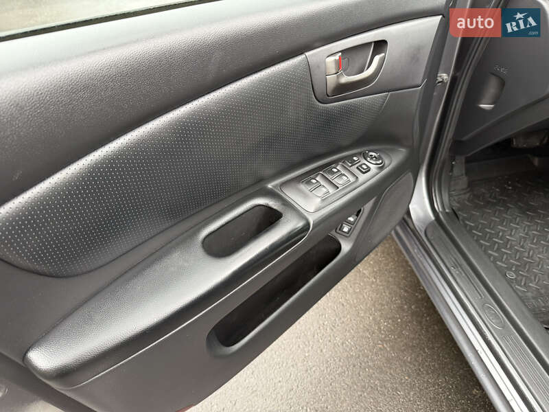 Седан Kia Magentis 2008 в Полтаві фото 6 Седан Kia Magentis 2008 в Полтаві