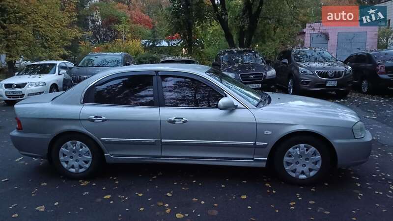 Седан Kia Magentis 2006 в Киеве