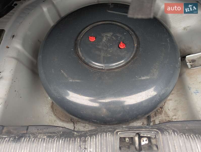 Седан Kia Magentis 2006 в Ровно