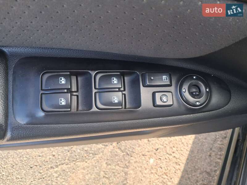 Седан Kia Magentis 2008 в Кременчуге