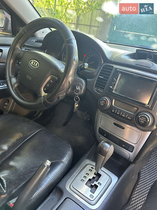 Седан Kia Magentis 2008 в Николаеве