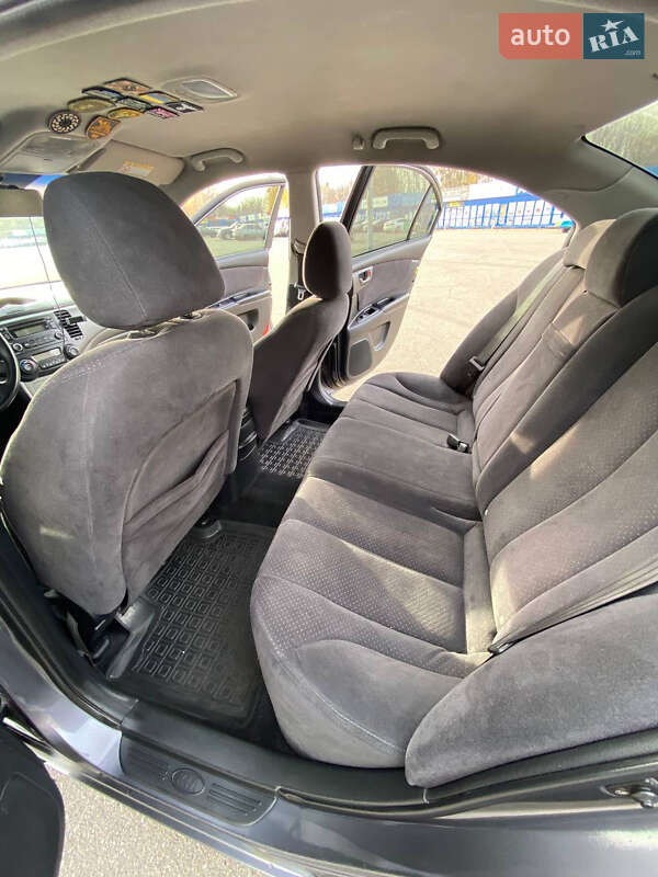 Седан Kia Magentis 2007 в Киеве