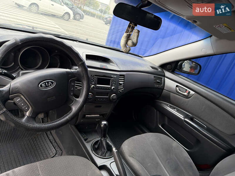 Седан Kia Magentis 2008 в Виннице