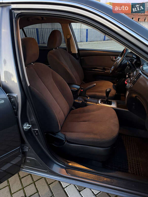 Седан Kia Magentis 2007 в Тернополе