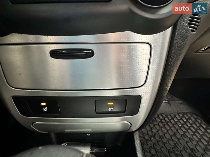 Седан Kia Magentis 2007 в Моршині