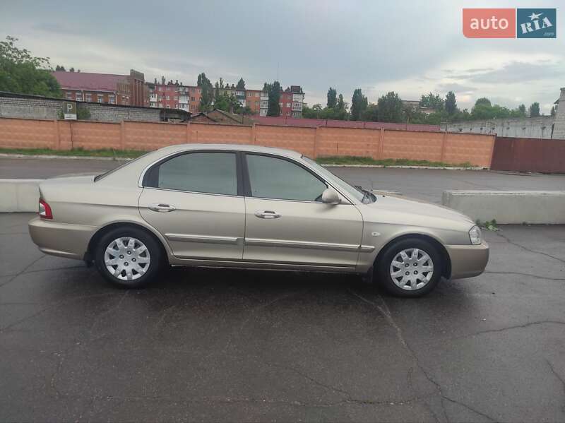 Седан Kia Magentis 2005 в Киеве