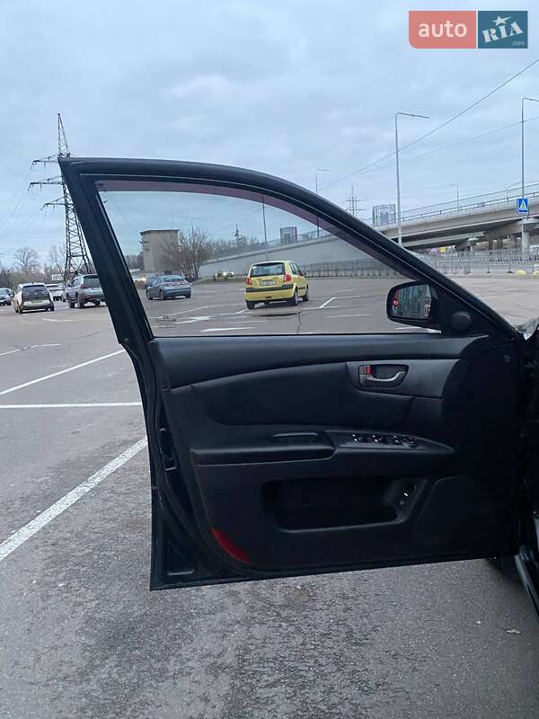 Седан Kia Magentis 2008 в Киеве