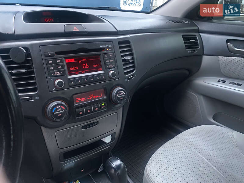 Седан Kia Magentis 2008 в Виннице