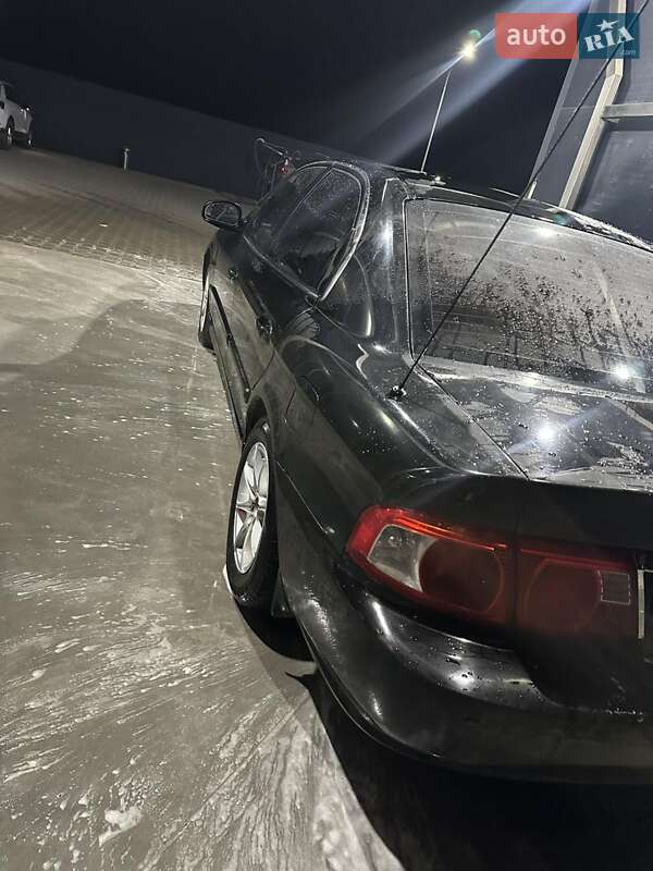 Седан Kia Magentis 2004 в Летичіві