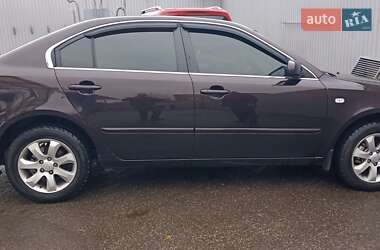 Седан Kia Magentis 2007 в Києві