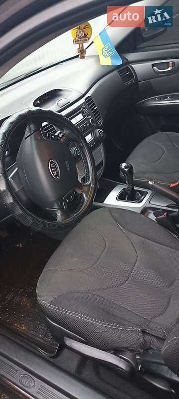 Седан Kia Magentis 2007 в Києві фото 11 Седан Kia Magentis 2007 в Києві