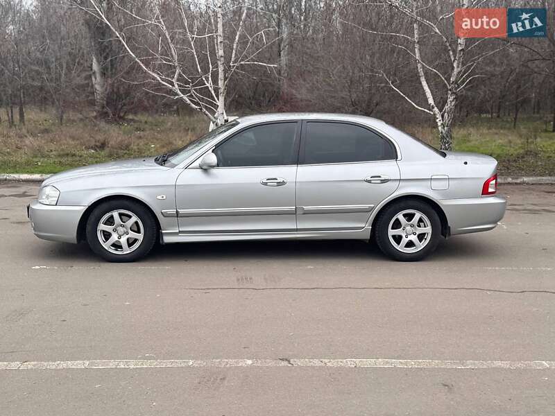 Седан Kia Magentis 2006 в Запорожье