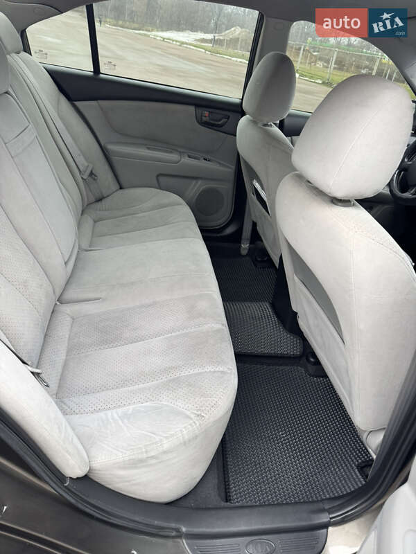 Седан Kia Magentis 2008 в Прилуках
