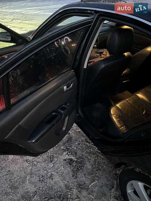 Седан Kia Magentis 2008 в Києві