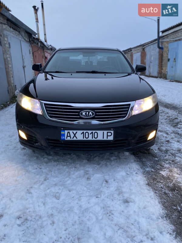 Седан Kia Magentis 2009 в Лозовой