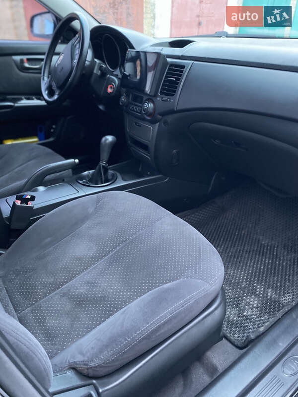 Седан Kia Magentis 2009 в Лозовой