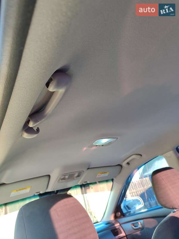 Седан Kia Magentis 2008 в Києві