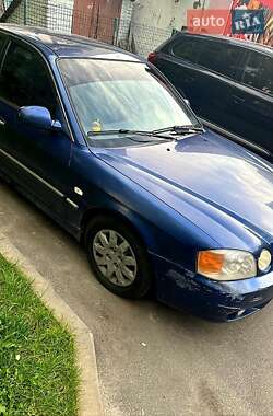 Седан Kia Magentis 2003 в Києві