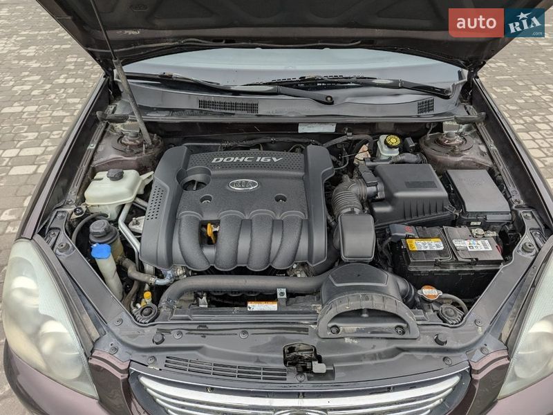 Седан Kia Magentis 2007 в Староконстантинове