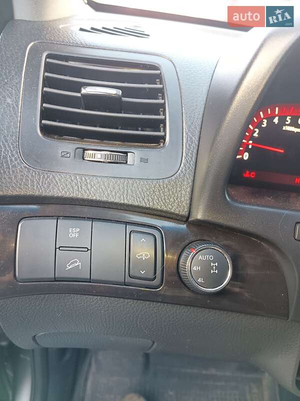 Внедорожник / Кроссовер Kia Mohave 2011 в Киеве фото 10 Внедорожник / Кроссовер Kia Mohave 2011 в Киеве