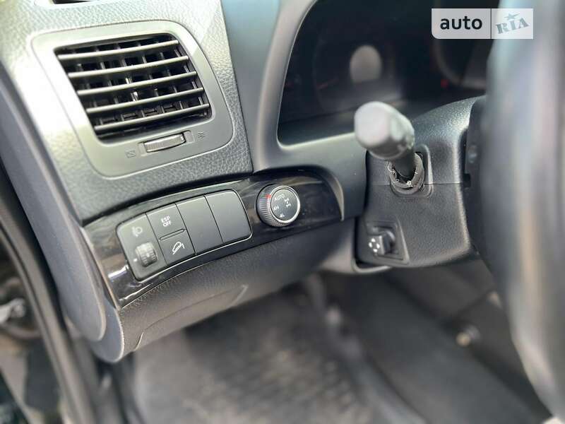 Позашляховик / Кросовер Kia Mohave 2010 в Вінниці