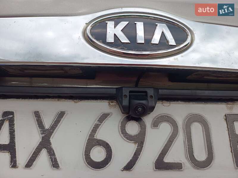 Внедорожник / Кроссовер Kia Mohave 2011 в Харькове