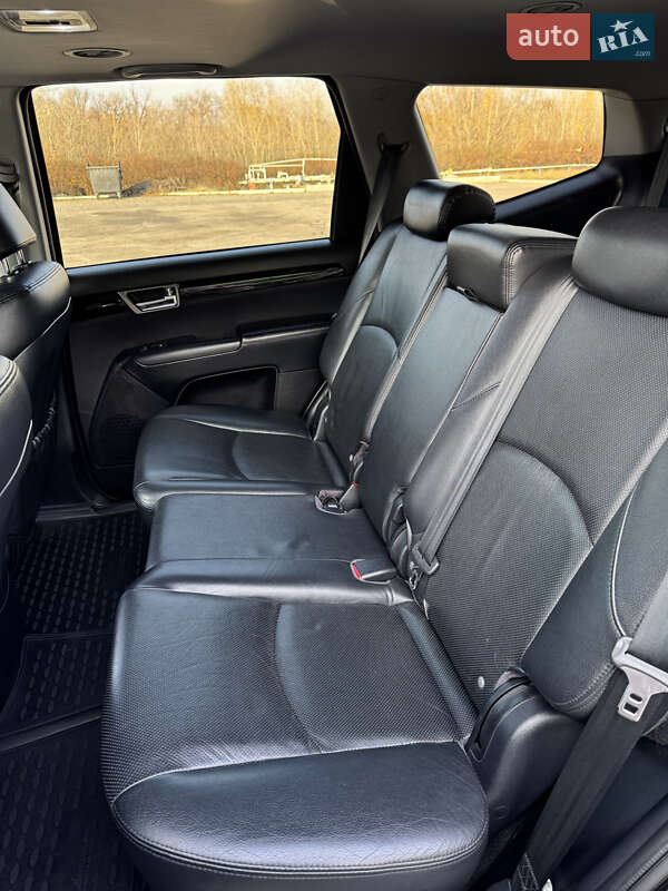 Позашляховик / Кросовер Kia Mohave 2012 в Дніпрі