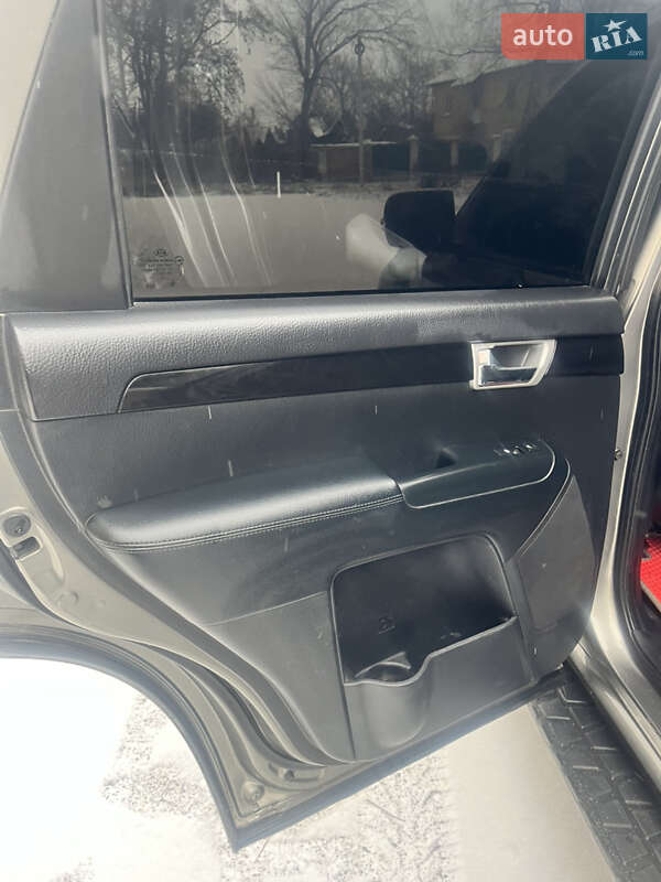 Внедорожник / Кроссовер Kia Mohave 2010 в Александрие фото 14 Внедорожник / Кроссовер Kia Mohave 2010 в Александрие