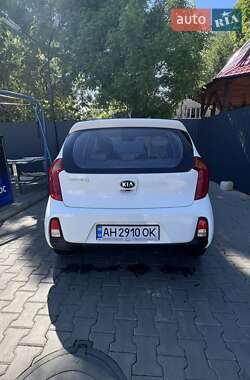 Хэтчбек Kia Morning 2016 в 